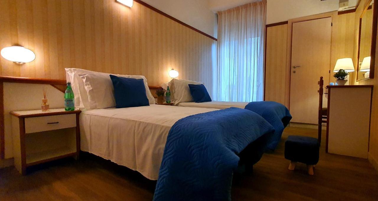 Club Hotel Residence تْشيزيناتيكو المظهر الخارجي الصورة