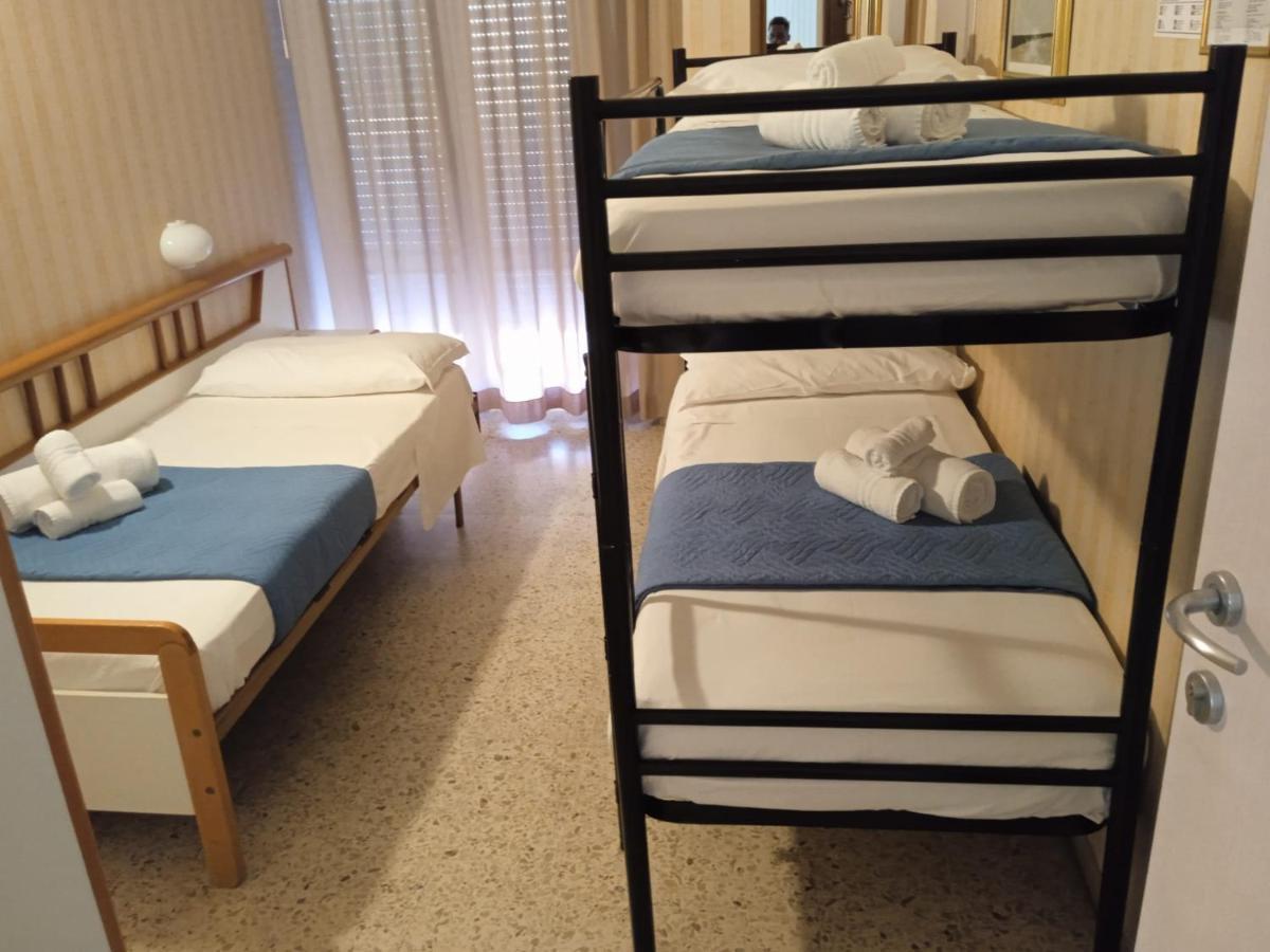 Club Hotel Residence تْشيزيناتيكو المظهر الخارجي الصورة