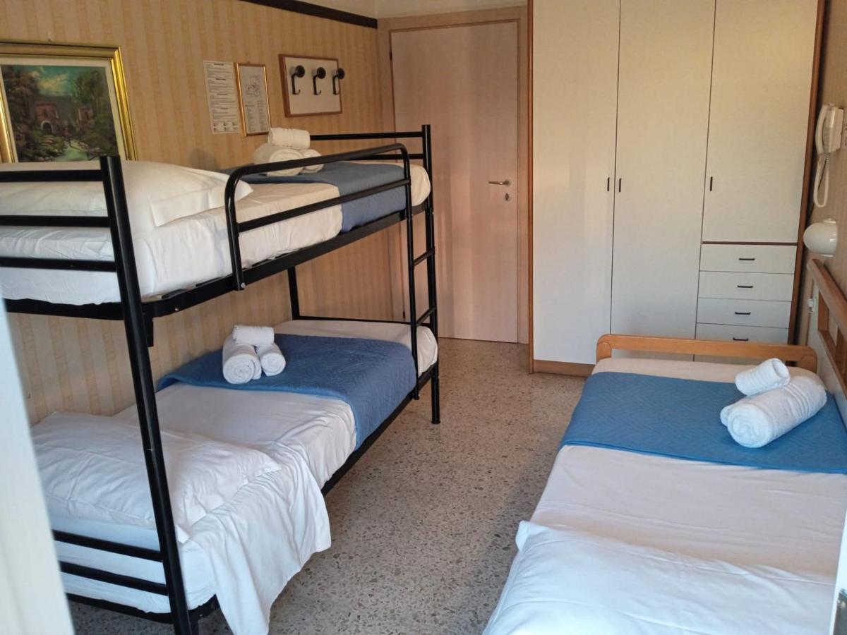 Club Hotel Residence تْشيزيناتيكو المظهر الخارجي الصورة
